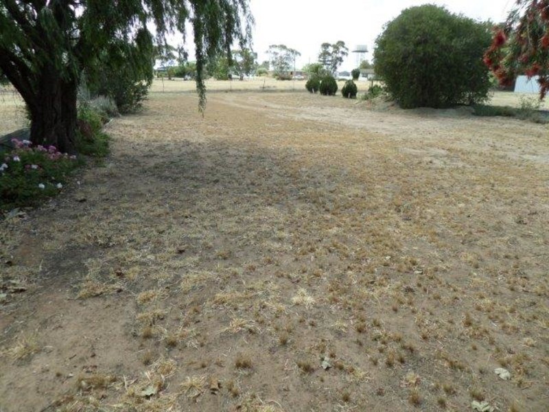 23 Brock Street, Woomelang VIC 3485