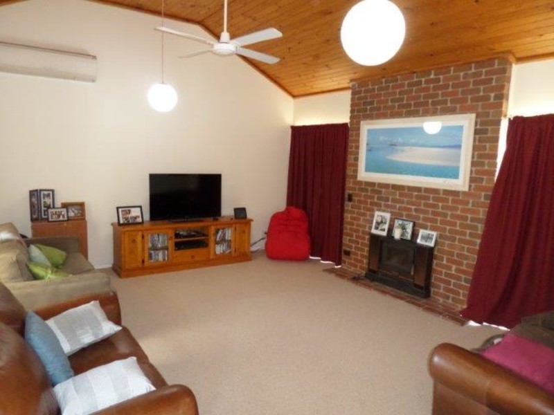 6 Queen Street, Rainbow VIC 3424