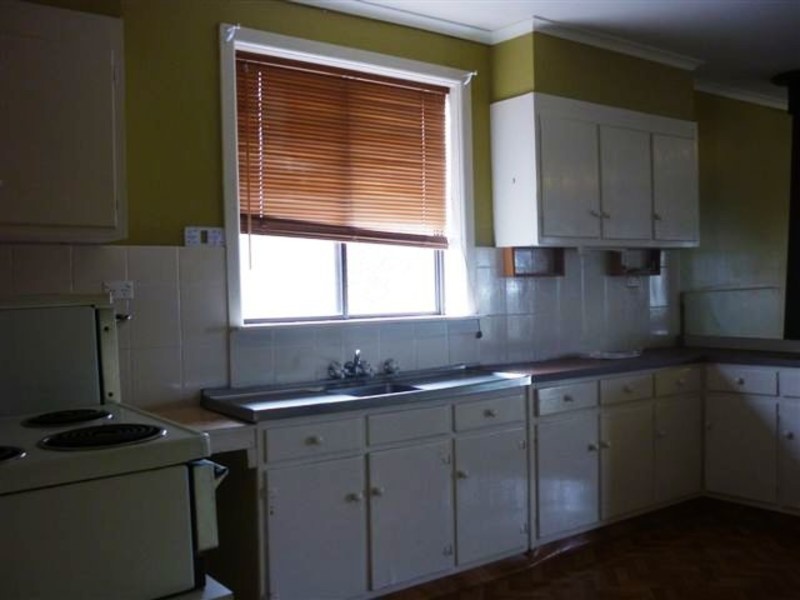 23 Napier Street, Donald VIC 3480