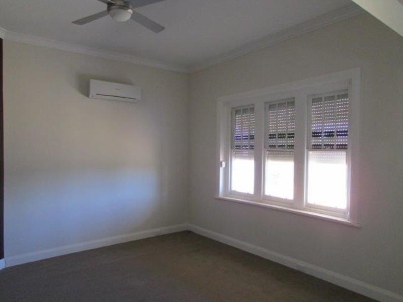 9 Milbourne Street, Warracknabeal VIC 3393