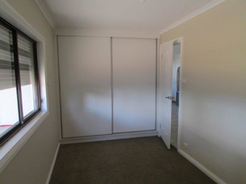 9 Milbourne Street, Warracknabeal VIC 3393