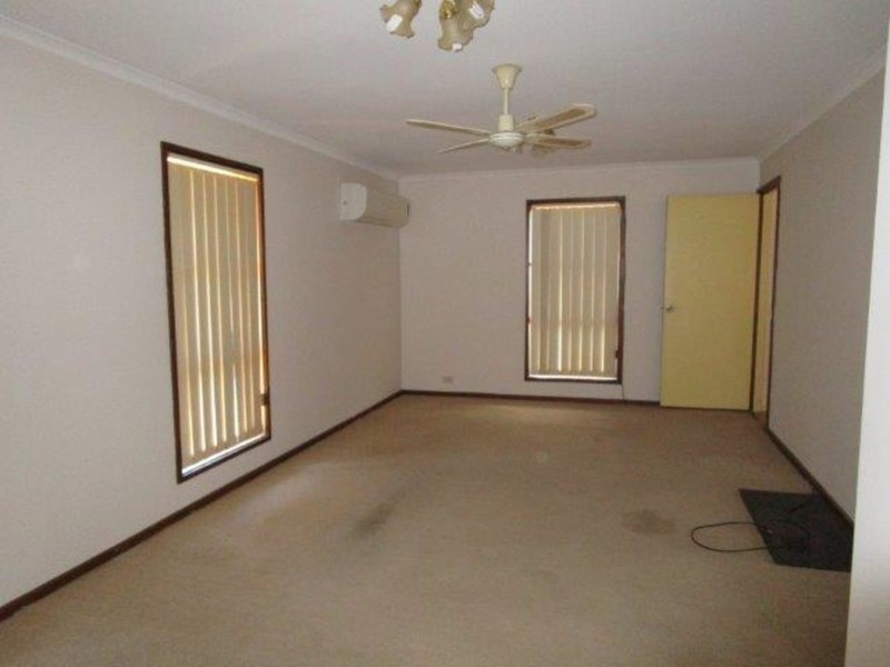 13 Allen Street, Donald VIC 3480