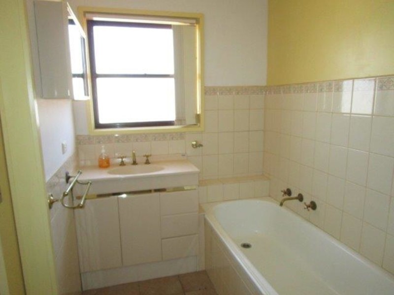 13 Allen Street, Donald VIC 3480