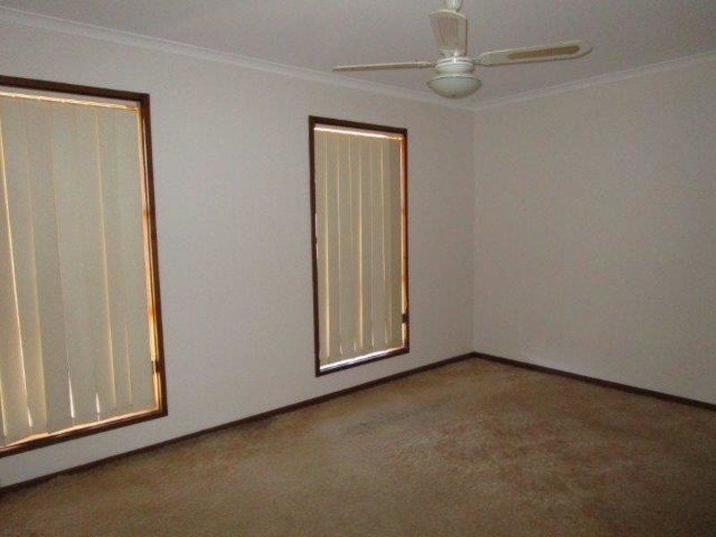 13 Allen Street, Donald VIC 3480