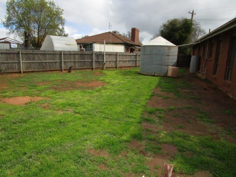 13 Allen Street, Donald VIC 3480