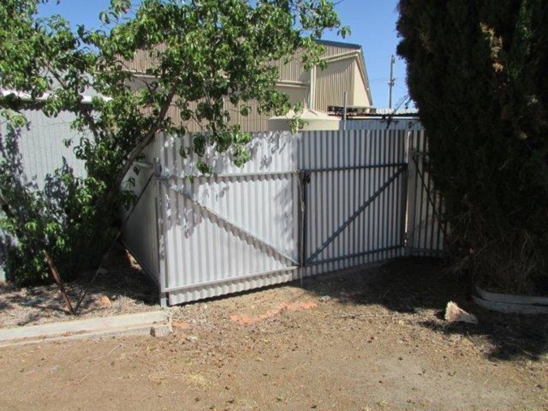 54 Devereux Street, Warracknabeal VIC 3393