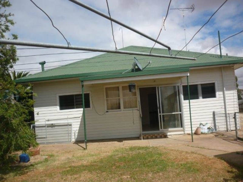 16 High Street, Watchem VIC 3482