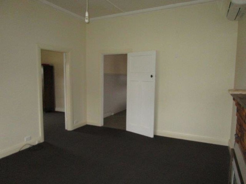 2 Kimberley Street, St Arnaud VIC 3478