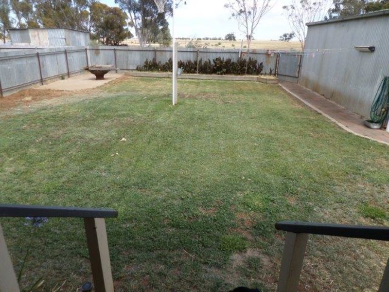 26A McCracken Avenue, Donald VIC 3480