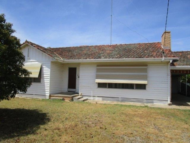 19 Kokoda Avenue, Warracknabeal VIC 3393