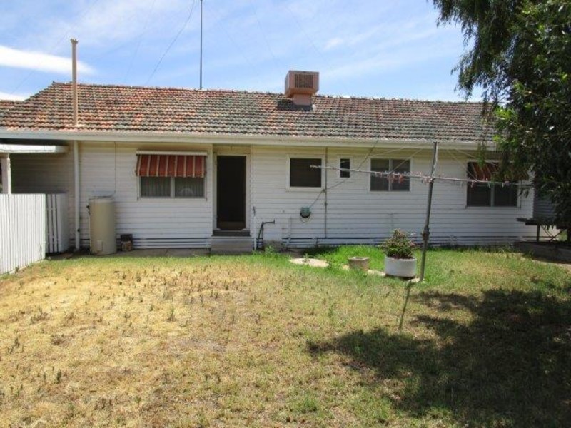 19 Kokoda Avenue, Warracknabeal VIC 3393