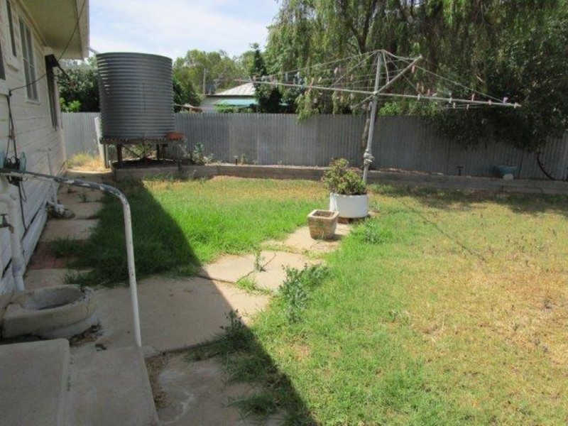 19 Kokoda Avenue, Warracknabeal VIC 3393