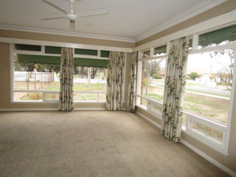130 Anderson Street, Warracknabeal VIC 3393