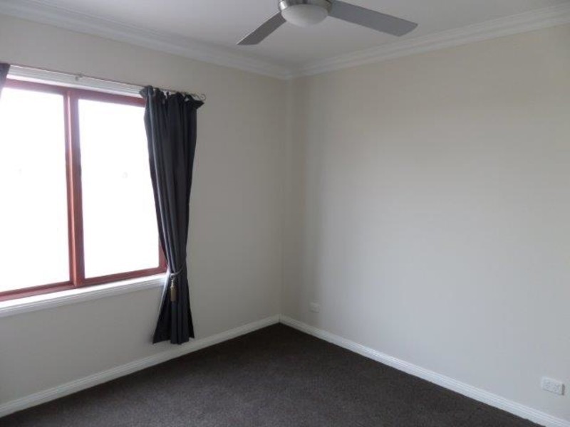 65 Lyle Street, Warracknabeal VIC 3393