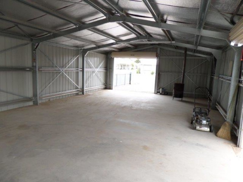 65 Lyle Street, Warracknabeal VIC 3393