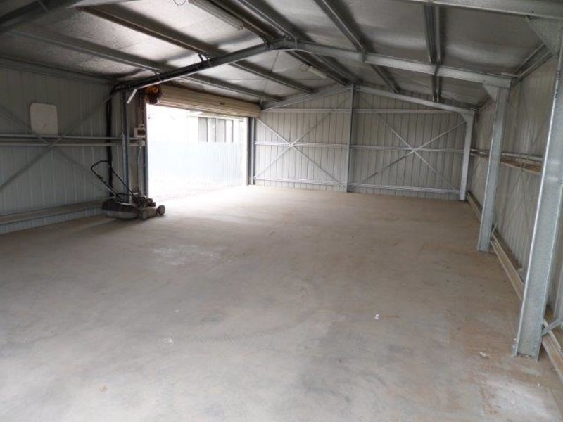 65 Lyle Street, Warracknabeal VIC 3393