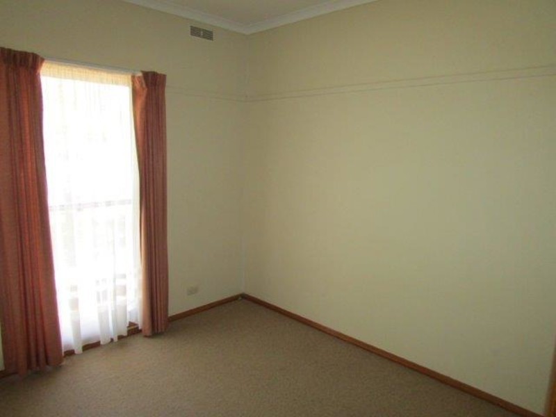 18 Gladstone Street, Beulah VIC 3395