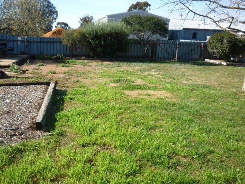 4 Sherwood Street, Birchip VIC 3483