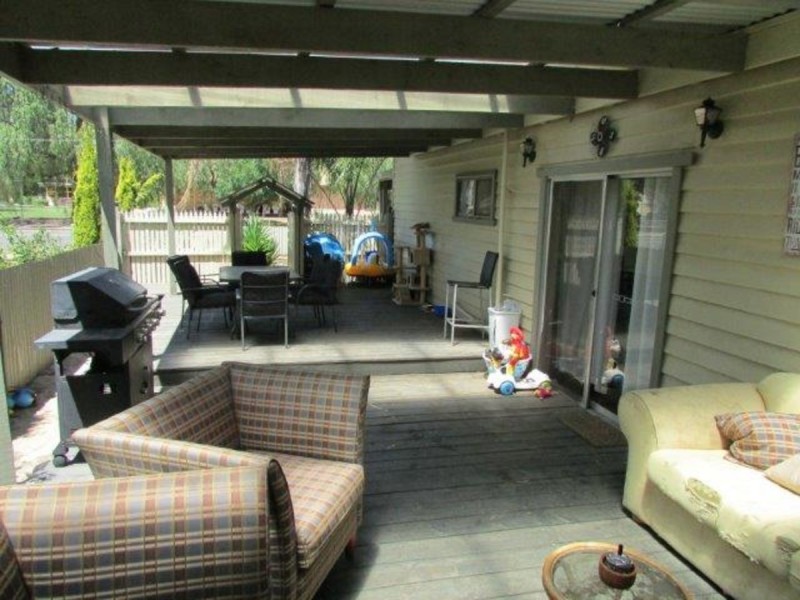 31 Hammill Street, Donald VIC 3480