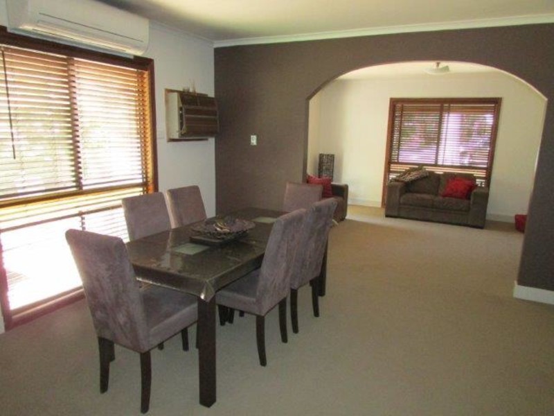 80 Craig Avenue, Warracknabeal VIC 3393