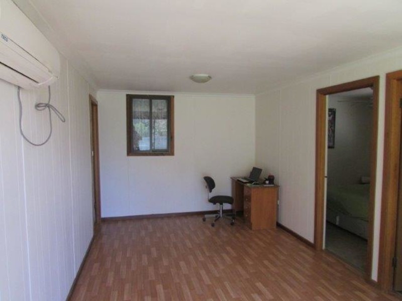 80 Craig Avenue, Warracknabeal VIC 3393