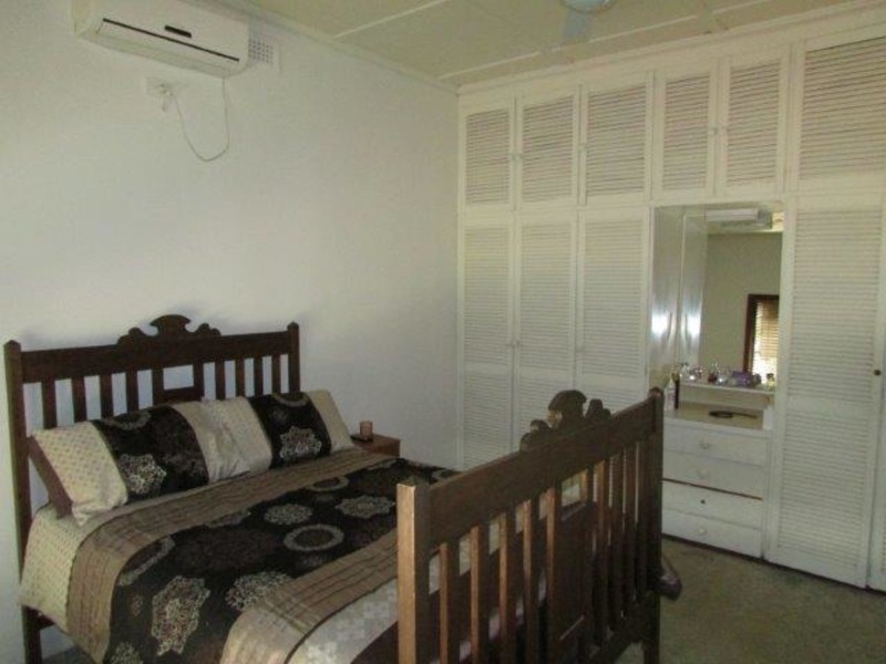 80 Craig Avenue, Warracknabeal VIC 3393