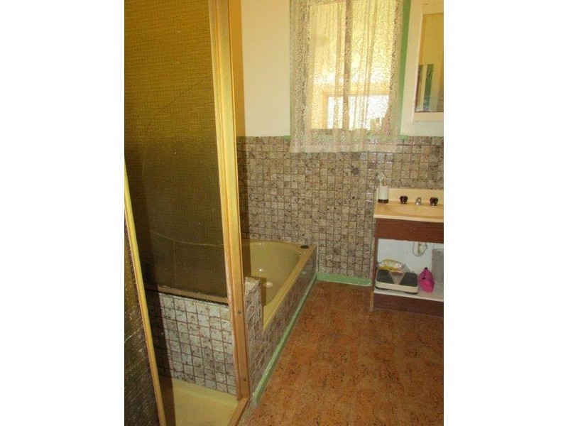 80 Craig Avenue, Warracknabeal VIC 3393