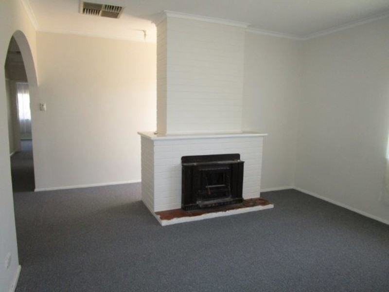 6 Watson Street, Warracknabeal VIC 3393