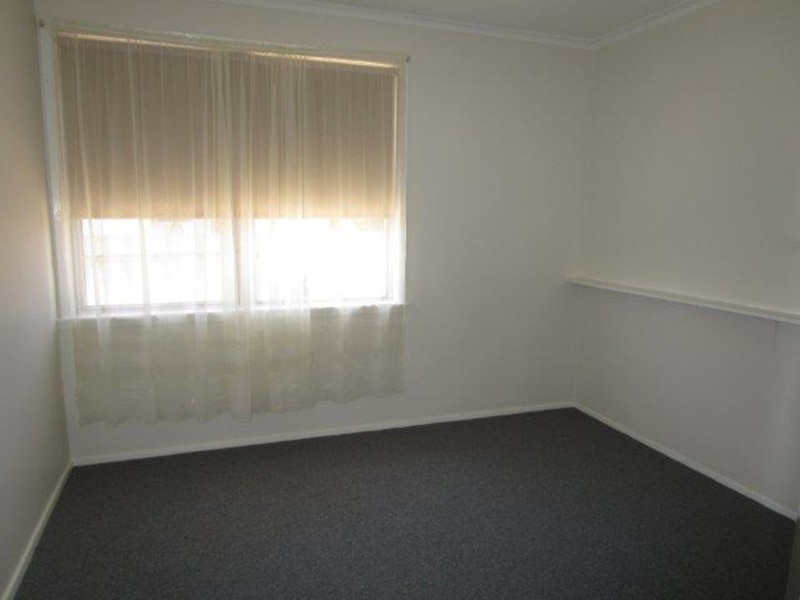 6 Watson Street, Warracknabeal VIC 3393