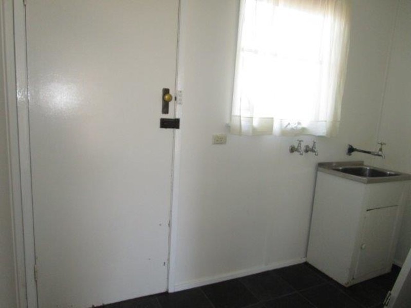 6 Watson Street, Warracknabeal VIC 3393