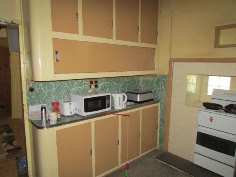 34 Cave Street, Donald VIC 3480