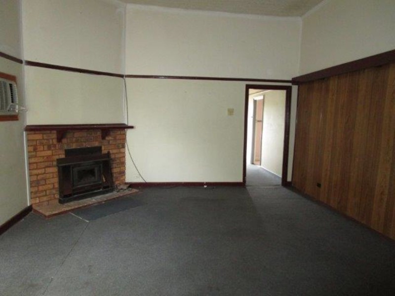 6 Kelsall Street, Warracknabeal VIC 3393