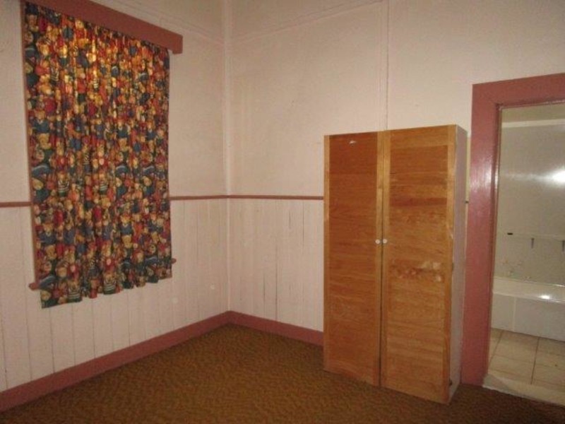 6 Kelsall Street, Warracknabeal VIC 3393