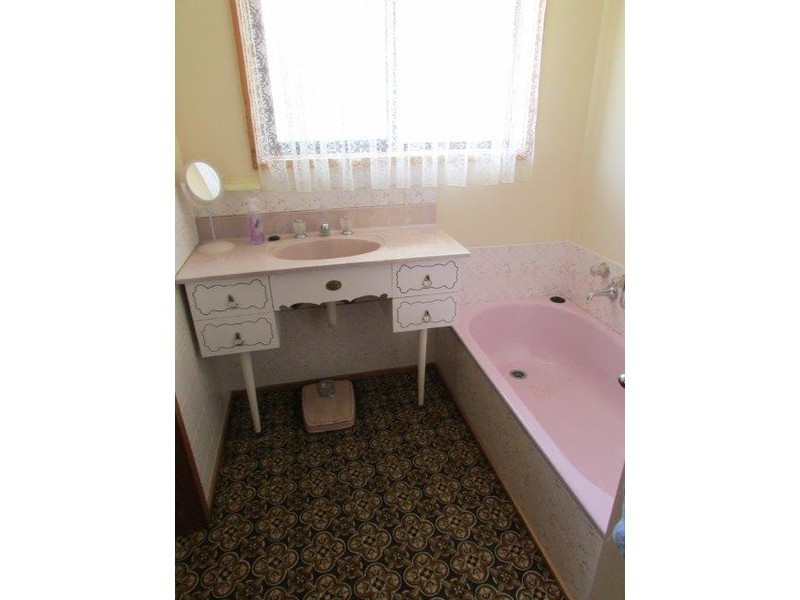 29 Brock Street, Woomelang VIC 3485