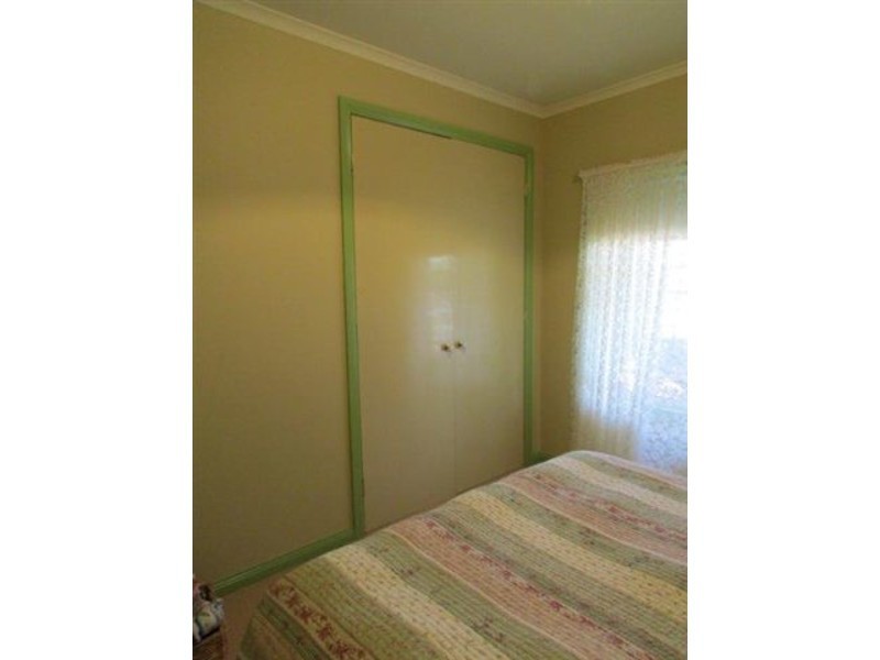 6 McLean Street, Warracknabeal VIC 3393