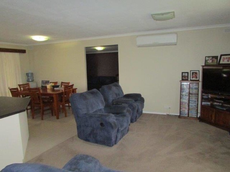 8 Queen Street, Rainbow VIC 3424