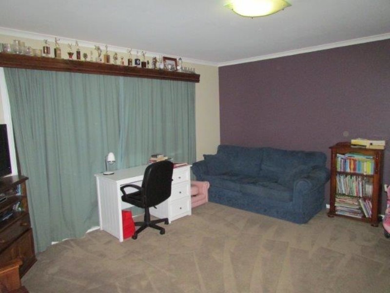 8 Queen Street, Rainbow VIC 3424