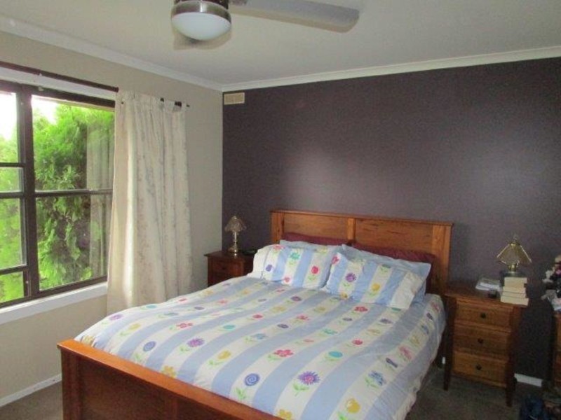 8 Queen Street, Rainbow VIC 3424