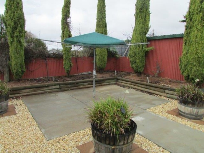 8 Queen Street, Rainbow VIC 3424