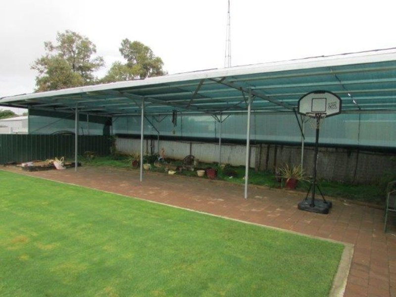 8 Queen Street, Rainbow VIC 3424