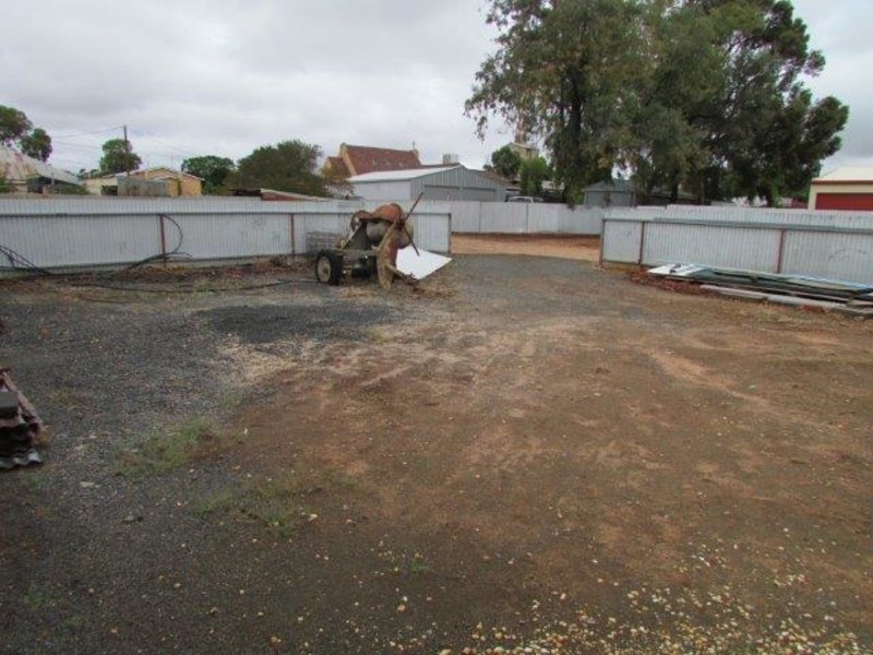 8 Queen Street, Rainbow VIC 3424