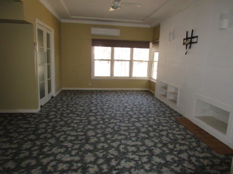 72 Lyle Street, Warracknabeal VIC 3393