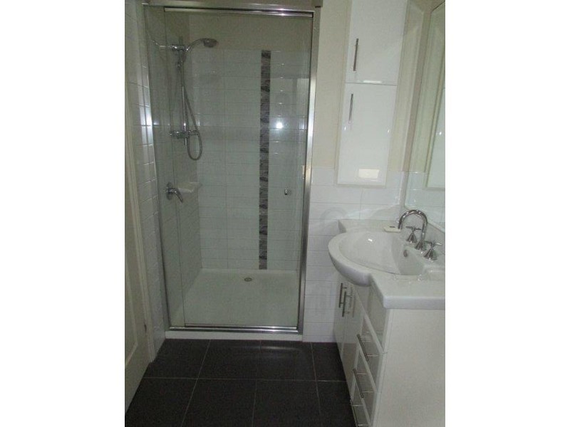 21 Napier Street, Donald VIC 3480