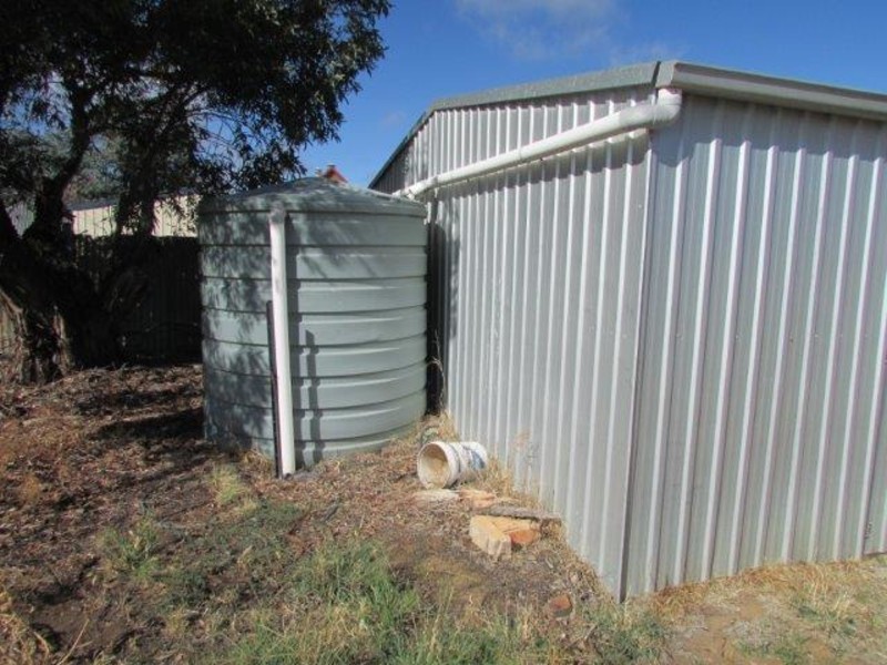 19 Anderson Street, Warracknabeal VIC 3393