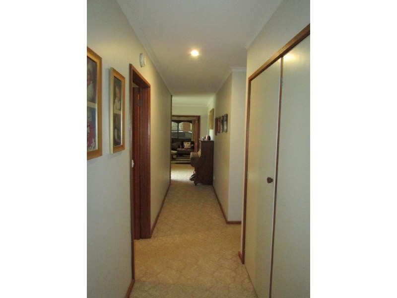 10 Campbell Street, Donald VIC 3480