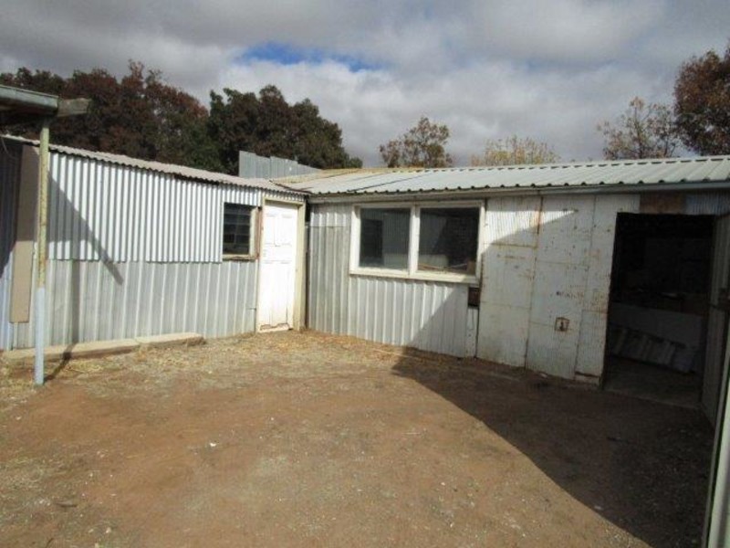 115 Cumming Avenue, Birchip VIC 3483