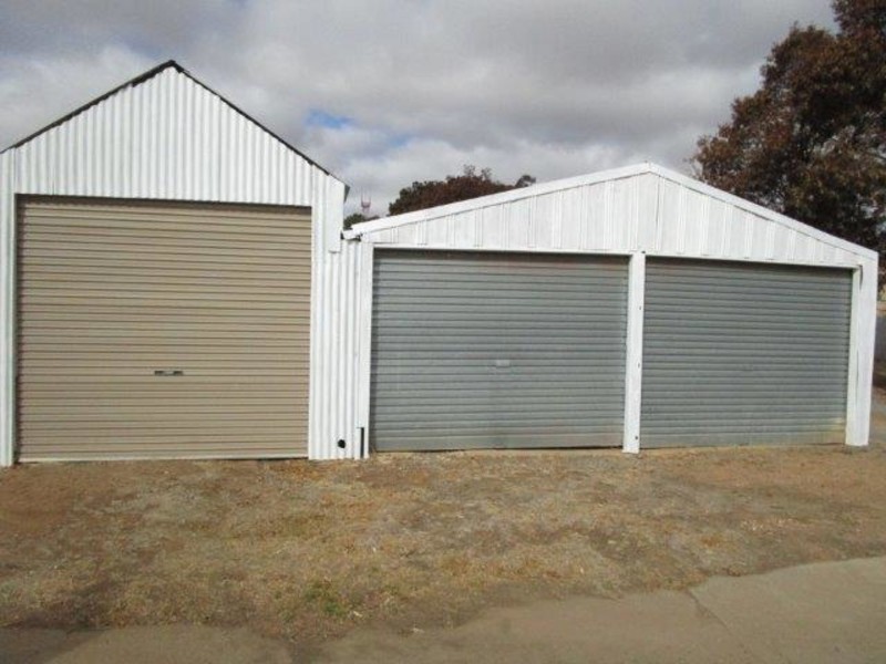 115 Cumming Avenue, Birchip VIC 3483