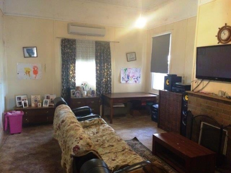 99 Main Street, Minyip VIC 3392