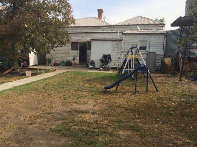 99 Main Street, Minyip VIC 3392