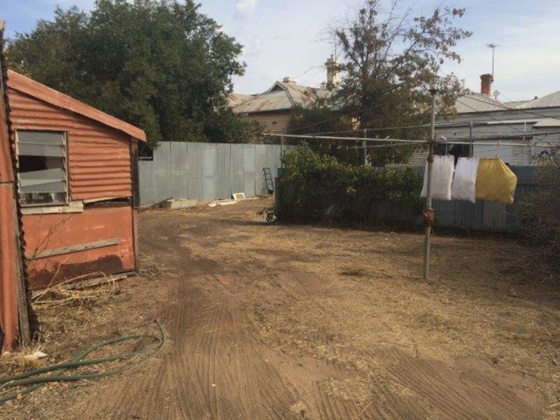 99 Main Street, Minyip VIC 3392